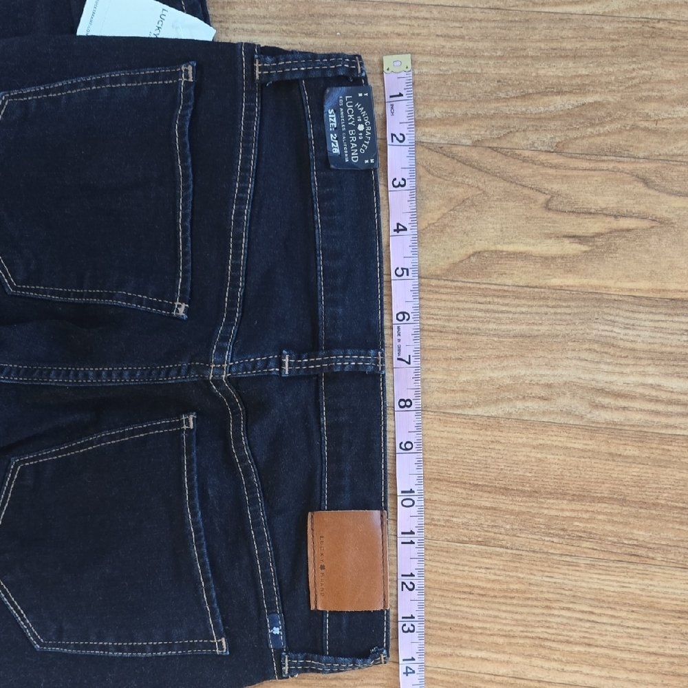 Lucky Brand Women's Dark Blue Skinny Jeans - Picture 4 of 11